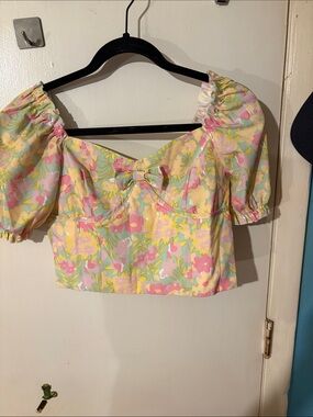 Pastel Floral Puff-Sleeve Crop Top in Yellow and Pink